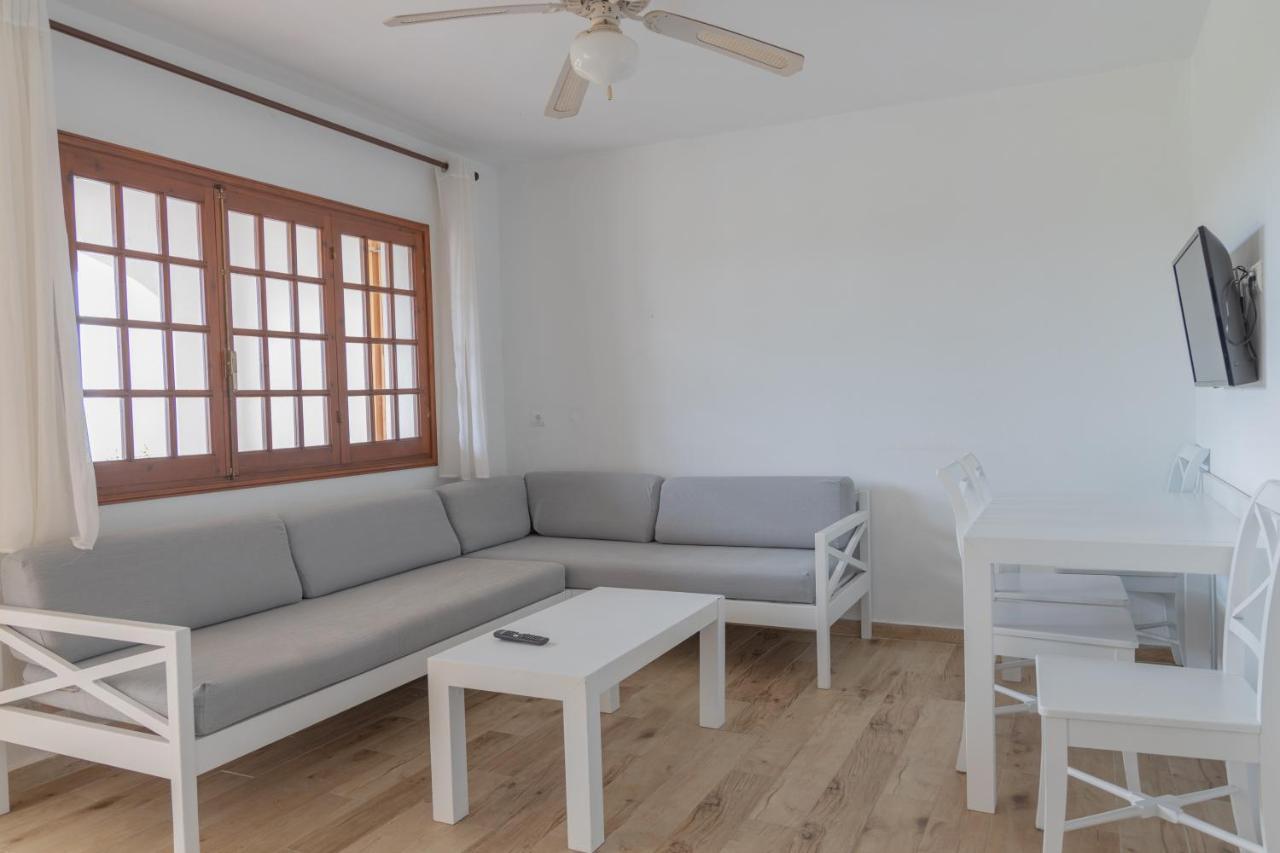 Apartamentos Son Bou Gardens By Menorcarentals Екстериор снимка