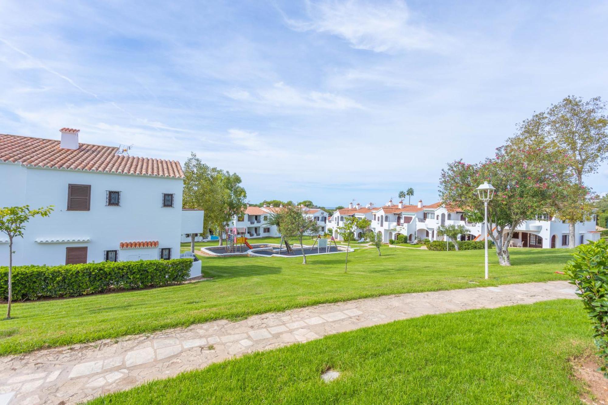 Apartamentos Son Bou Gardens By Menorcarentals Екстериор снимка