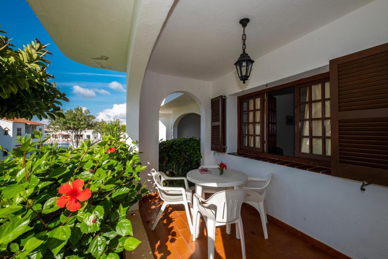 Apartamentos Son Bou Gardens By Menorcarentals Екстериор снимка