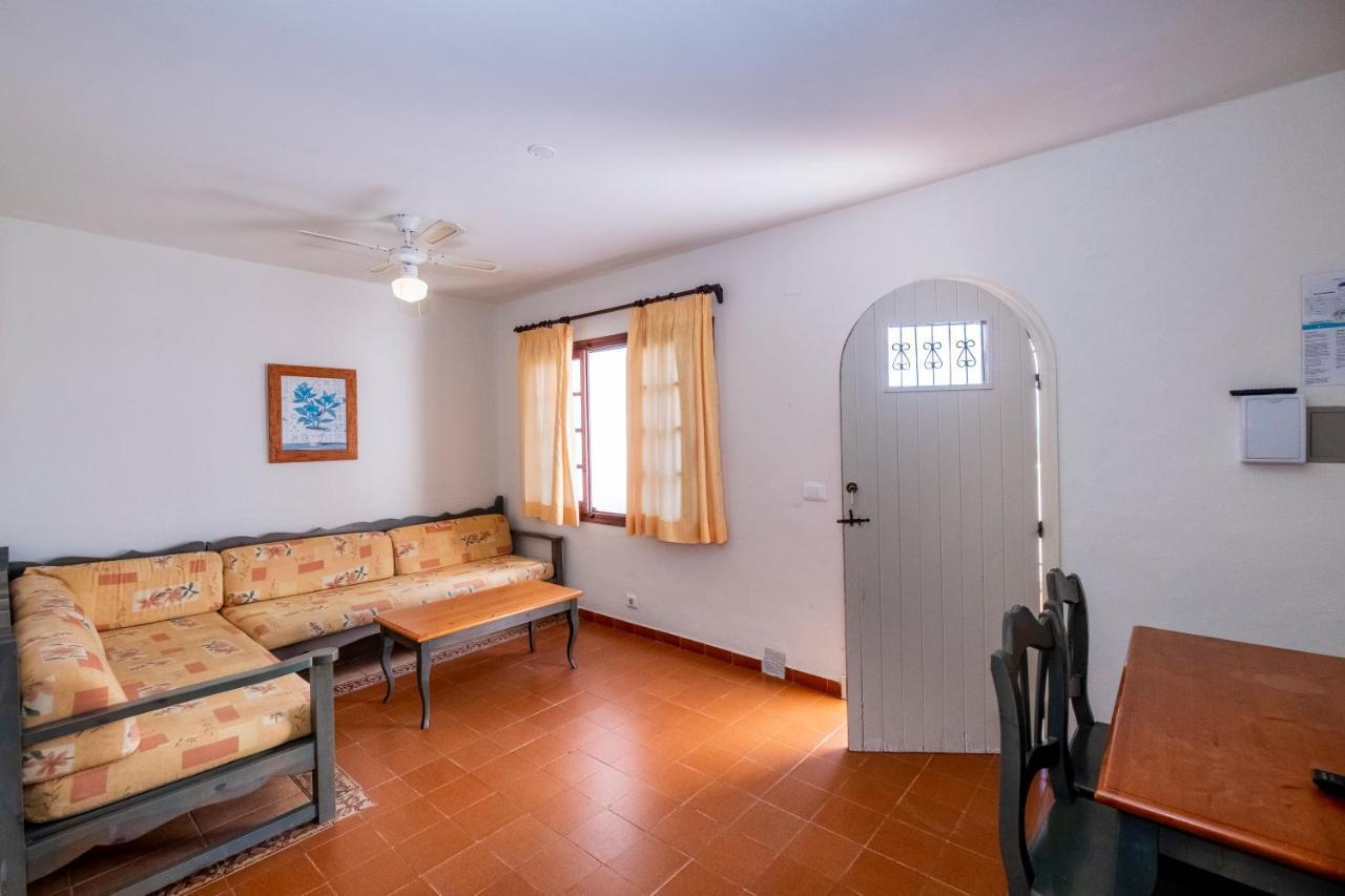 Apartamentos Son Bou Gardens By Menorcarentals Екстериор снимка